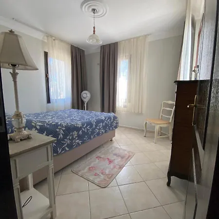 Apartment Cosy Apartment In Bitez By The Beach & Shared Pool *